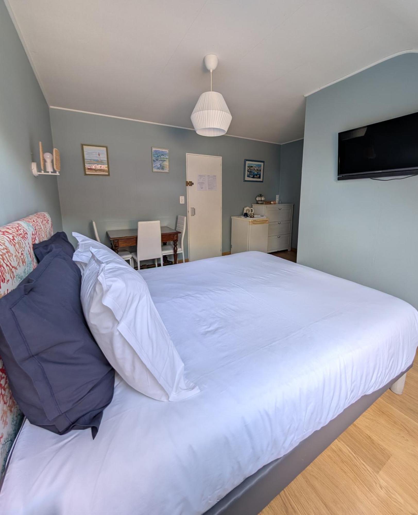Bed and Breakfast A L Ombre Du Mont Saint Michel Huisnes-sur-Mer Екстер'єр фото