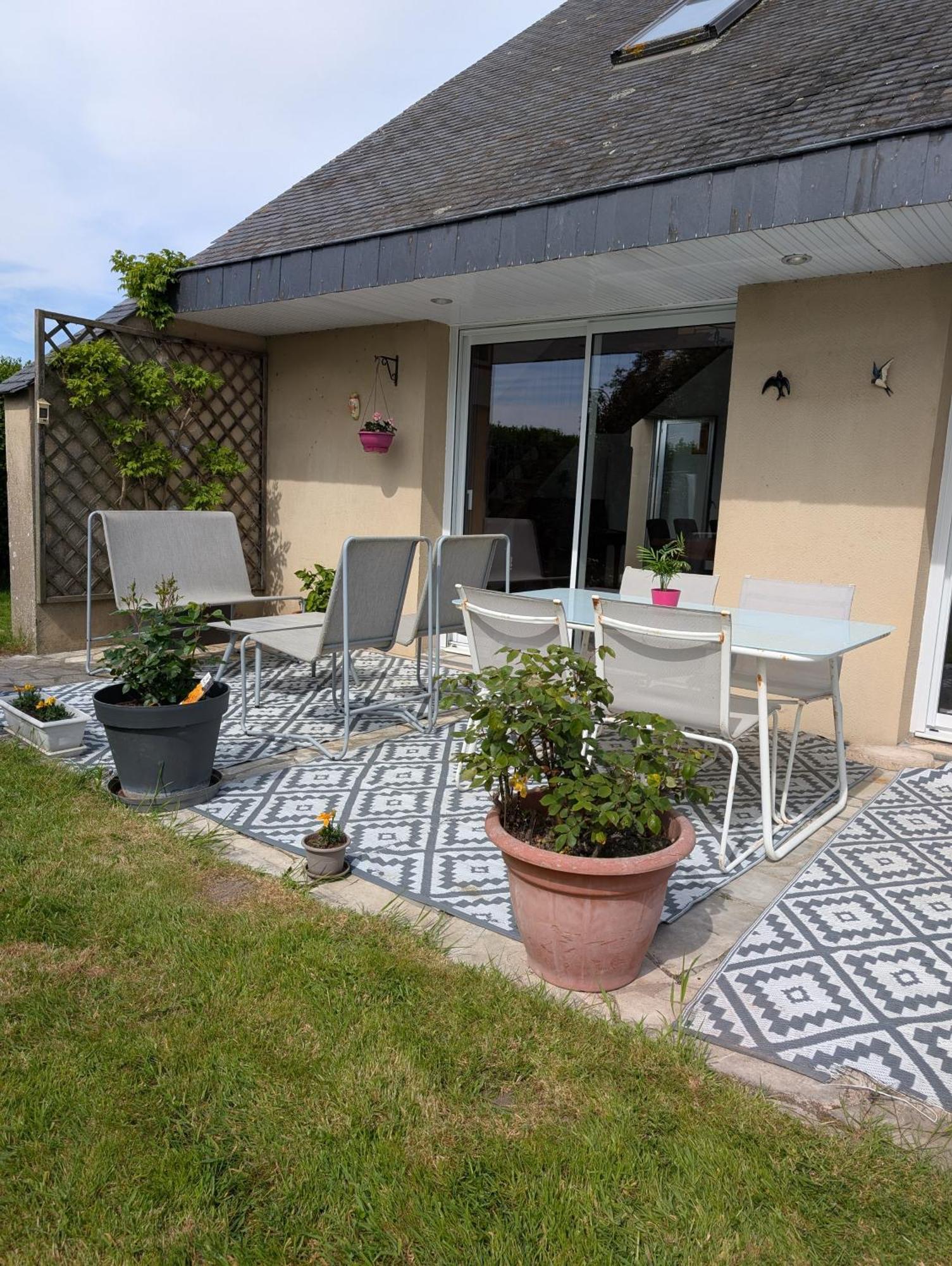Bed and Breakfast A L Ombre Du Mont Saint Michel Huisnes-sur-Mer Екстер'єр фото